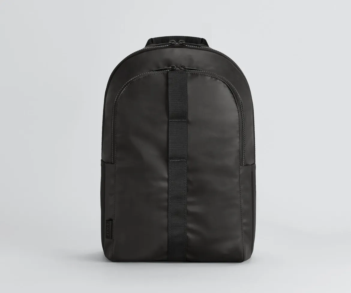 Active Backpack 26L in Jet Black