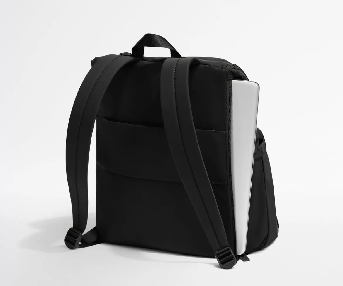 Featherlight Diaper Backpack in Jet Black