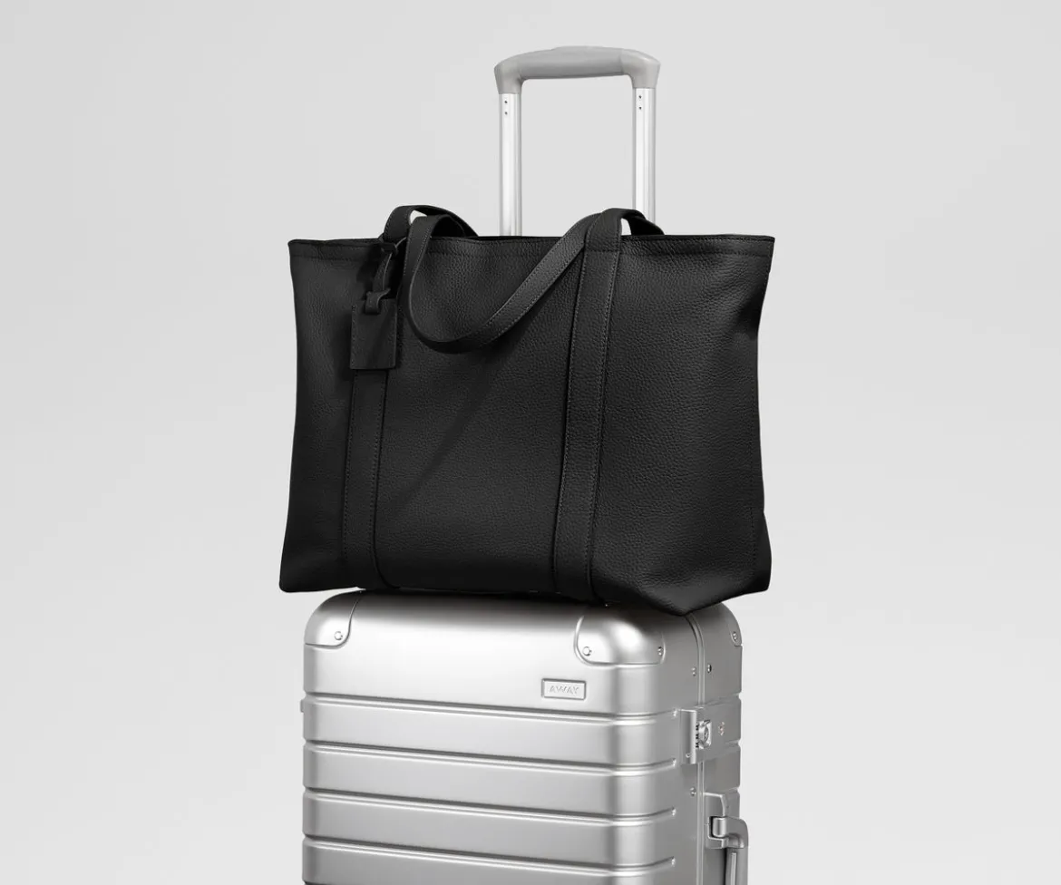 Leather Tote in Jet Black