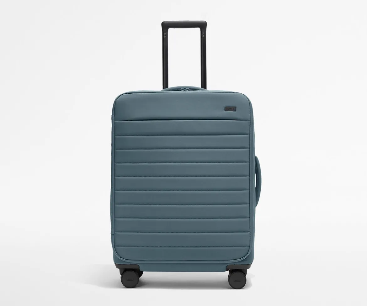 Softside Medium in Coast Blue