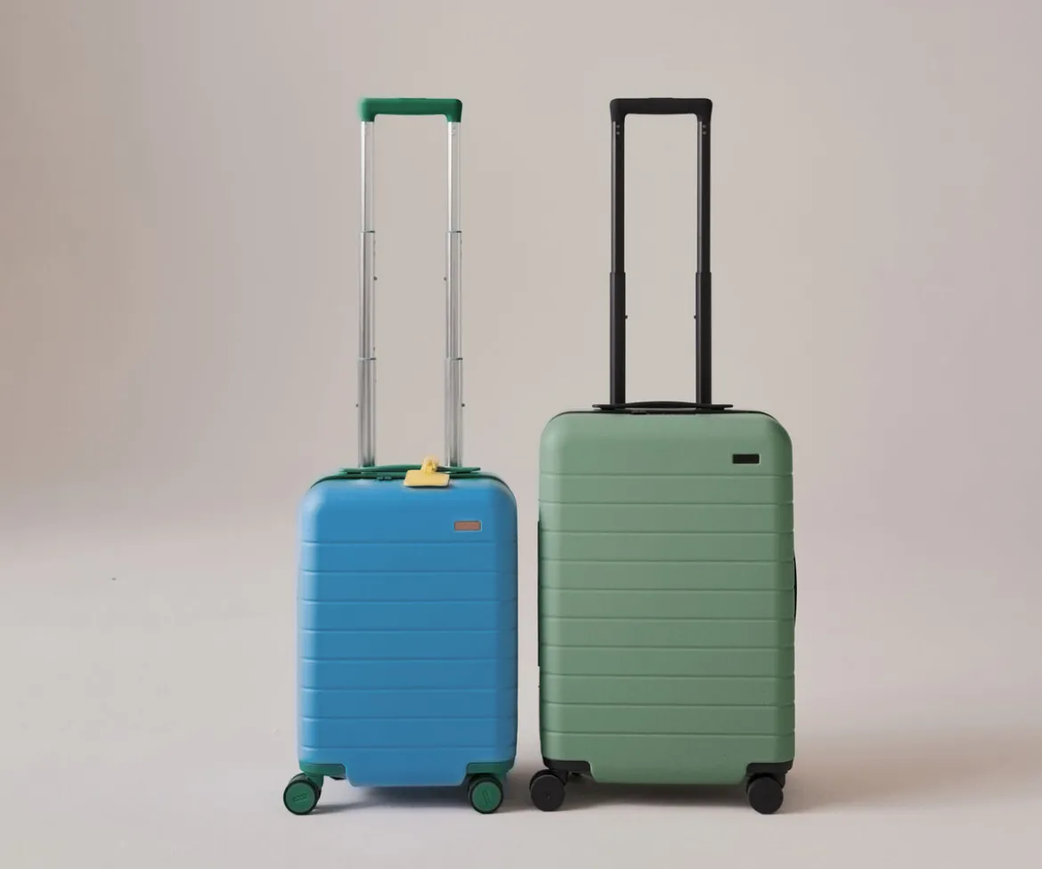 The Kids Carry-On in Froggy Green