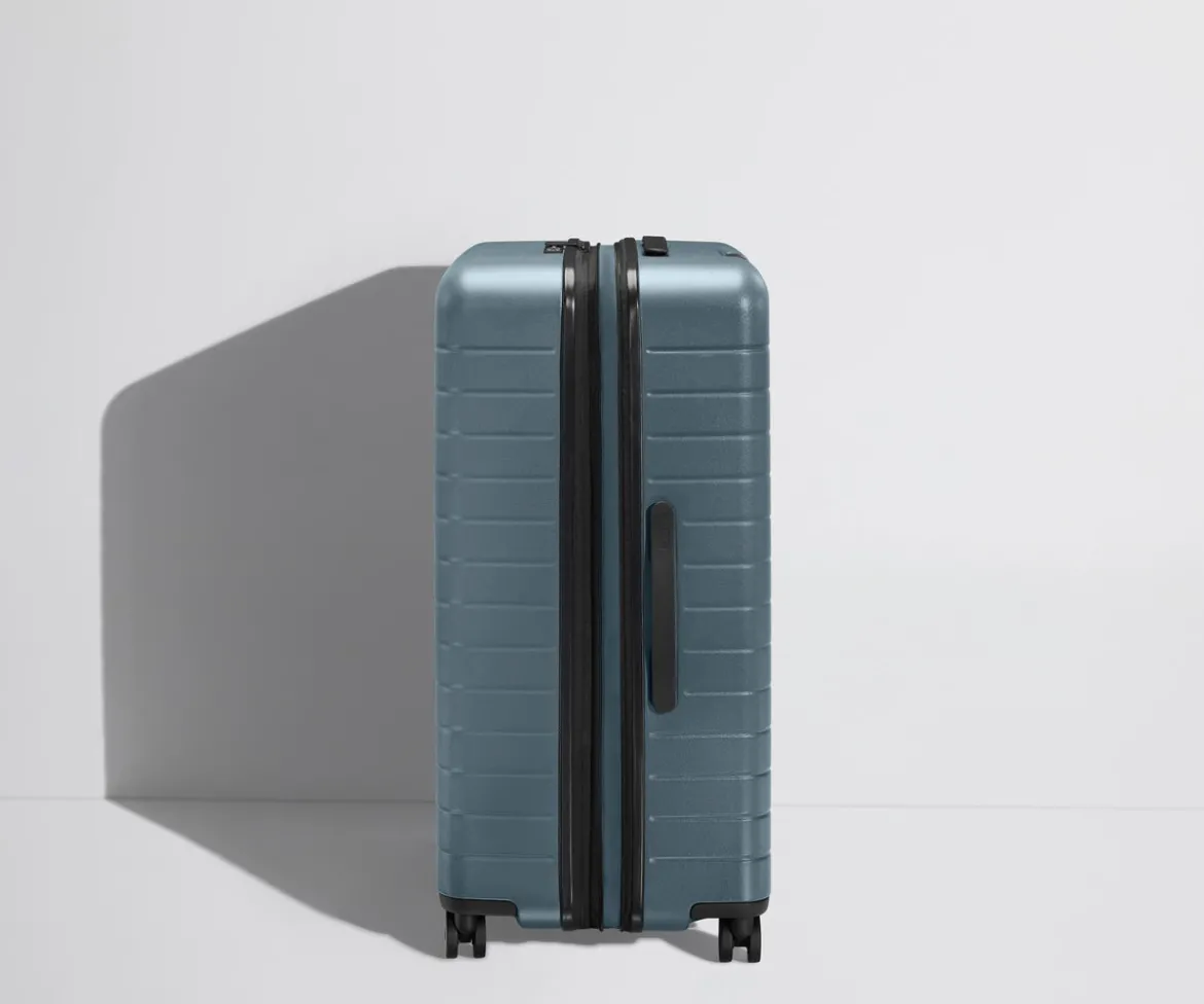 The Large Flex in Coast Blue