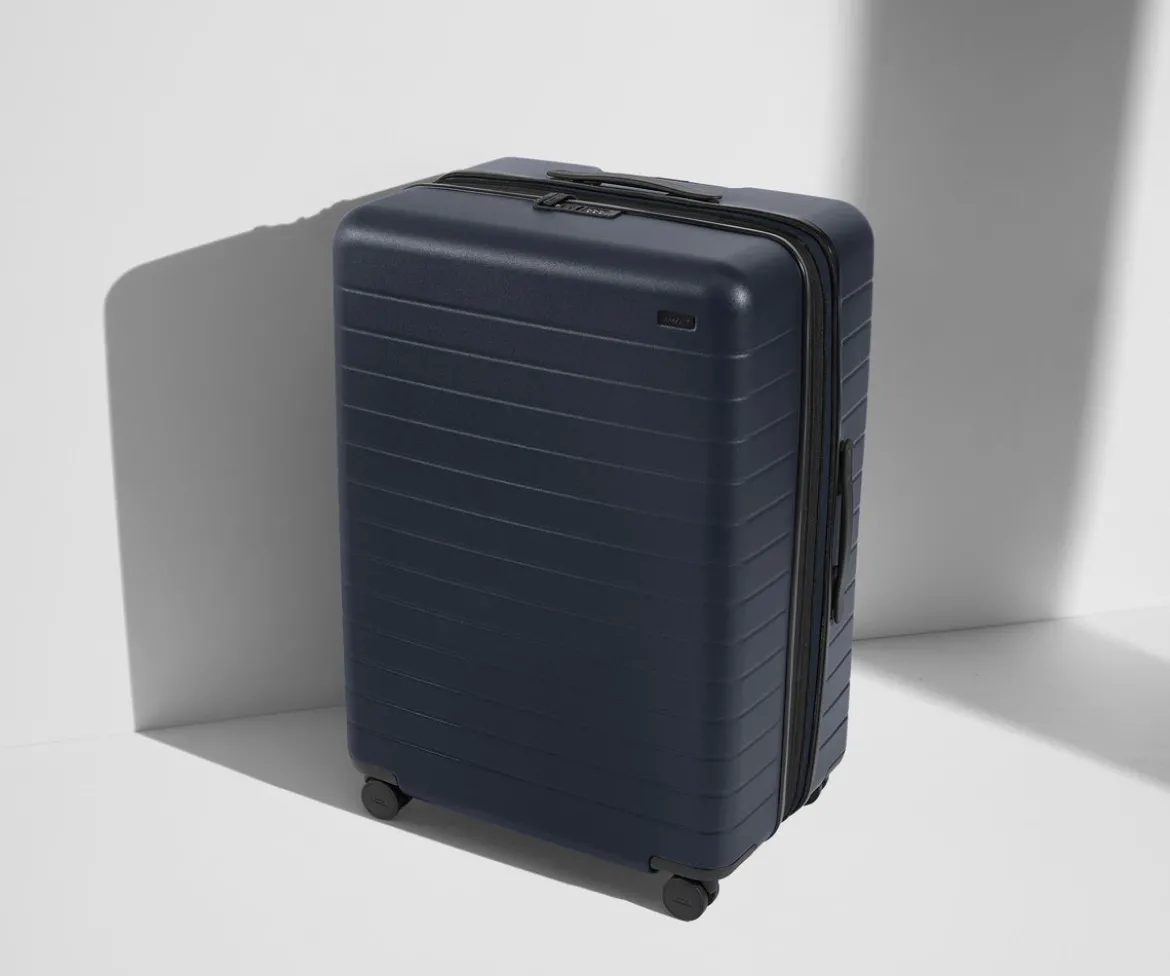 The Large Flex in Navy Blue
