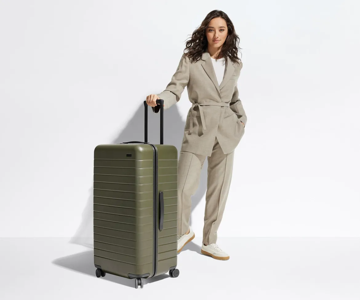 The Trunk in Salt White