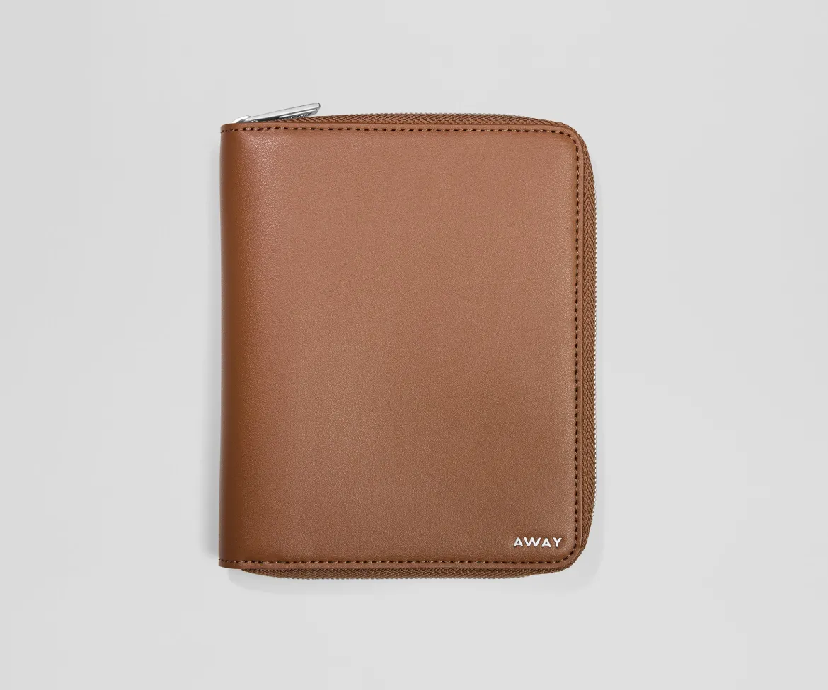 Travel Wallet in Saddle Brown